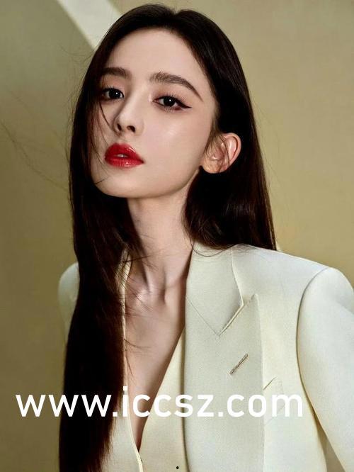 明星视频在线观看 娱乐圈吃瓜代号 女星黑料女曝吃瓜网站,明星视频在线观看，吃瓜代号解析，女星黑料揭秘，热门吃瓜网站大盘点